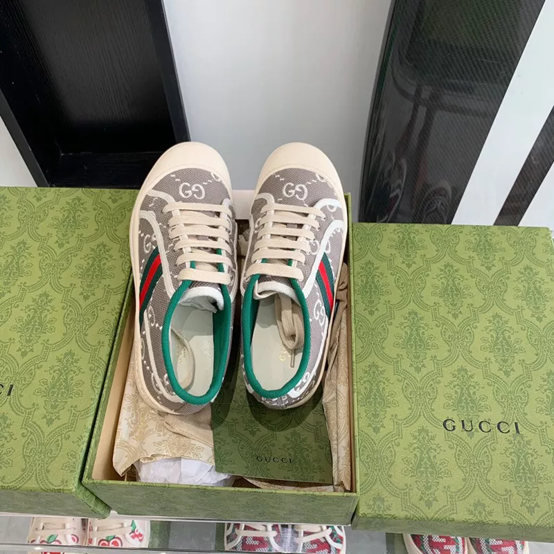 Affordable Gucci Shoes 2212PZ0102 0116